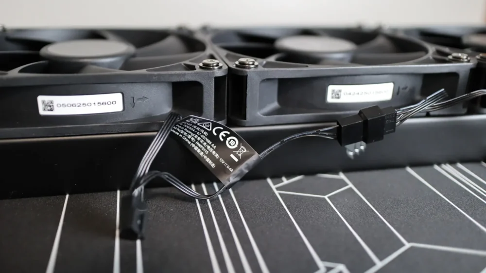 Corsair Nautilus 360 RS