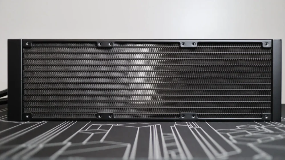 Corsair Nautilus 360 RS
