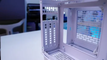 Thermaltake TR100 Mini Tower Chassis