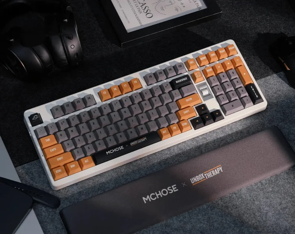 MCHOSE and Unbox Therapy Release the UT98 Silent Mechanical Keyboard | ThinkComputers.org