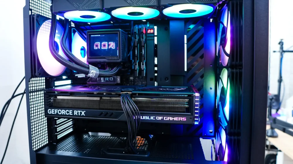 ASUS ROG Maximus Z890 Hero BTF Motherboard