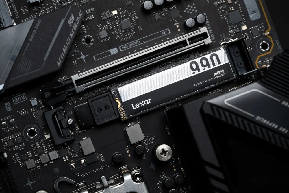 lexar nm990 2