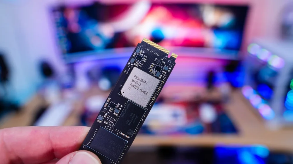 Phison PS5028-E28 Reference Design Gen5 Solid State Drive
