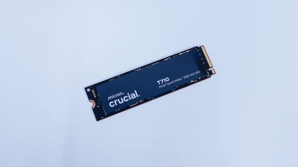 Crucial T710 Gen5 Solid State Drive