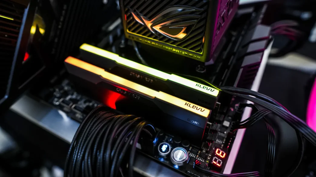 KLEVV CRAS V RGB DDR5-6000 32GB Memory Kit Review | ThinkComputers.org