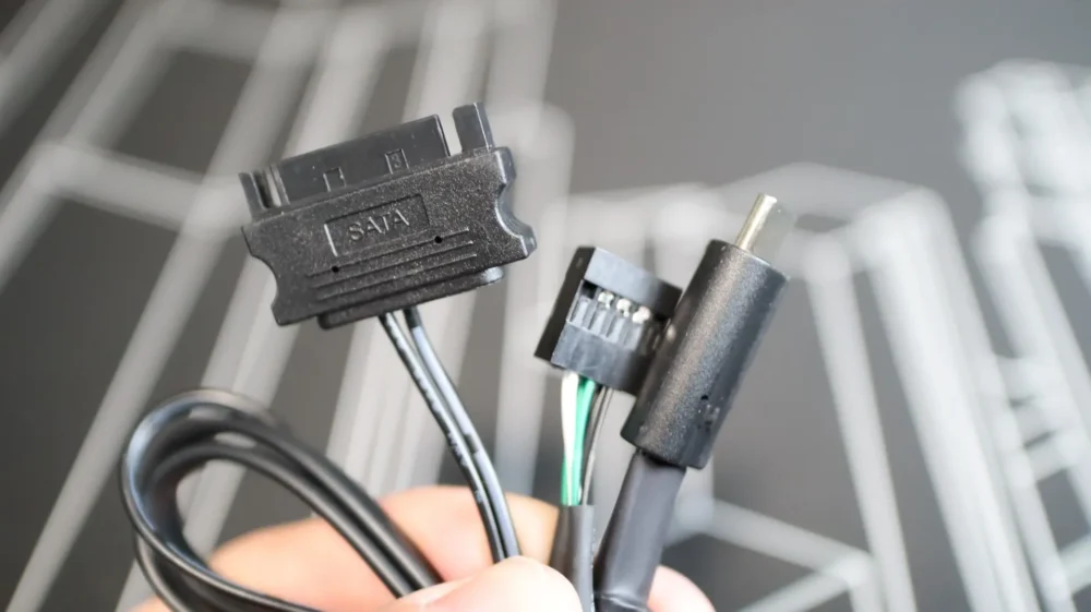 HYTE Powered USB Hub