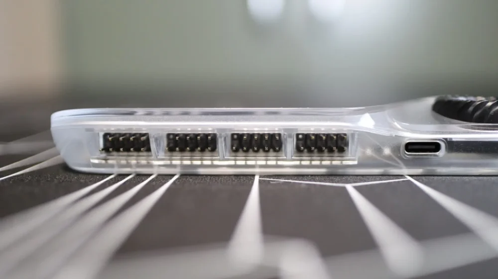 HYTE Powered USB Hub