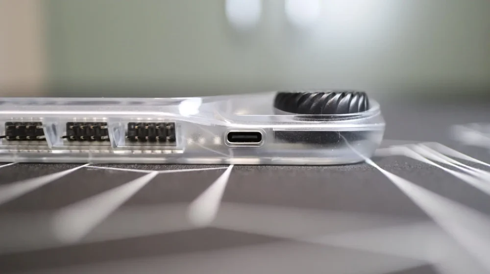 HYTE Powered USB Hub