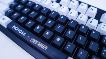 MCHOSE x Unbox Therapy UT98 Mechanical Keyboard