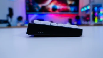MCHOSE x Unbox Therapy UT98 Mechanical Keyboard