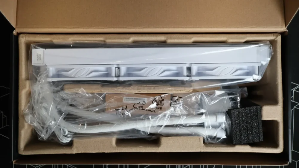 MSI MPG CORELIQUID P13