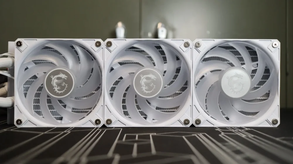 MSI MPG CORELIQUID P13