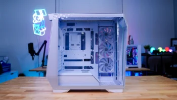InWin Prism Case