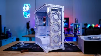 InWin Prism Case