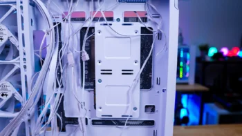 InWin Prism Case