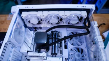 InWin Prism Case
