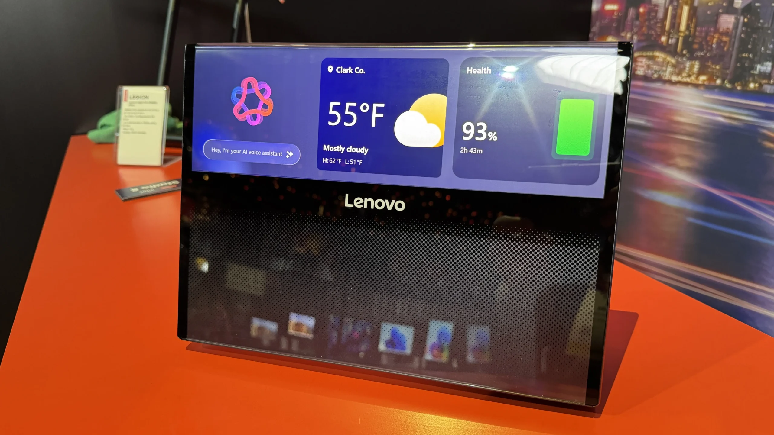Lenovo ThinkPad Rollable XD Concept Lenovo ThinkPad Rollable XD Concept