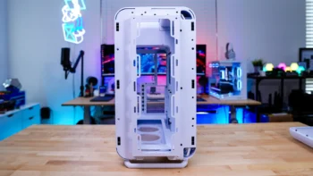 HYTE X50 PC Case