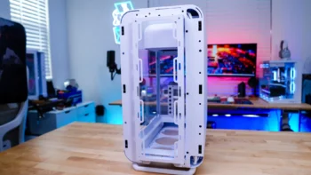 HYTE X50 PC Case