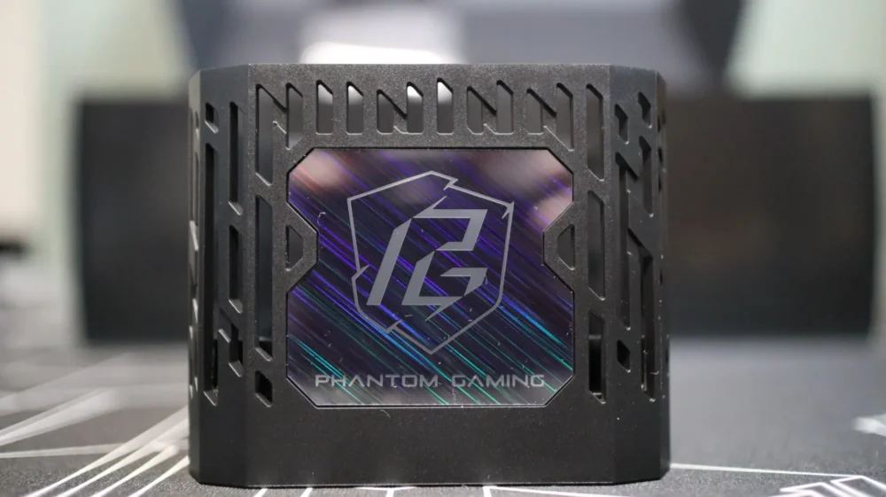 Phantom Gaming 360 LCD