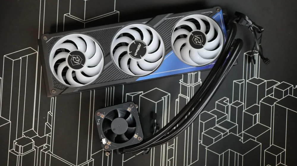 Phantom Gaming 360 LCD