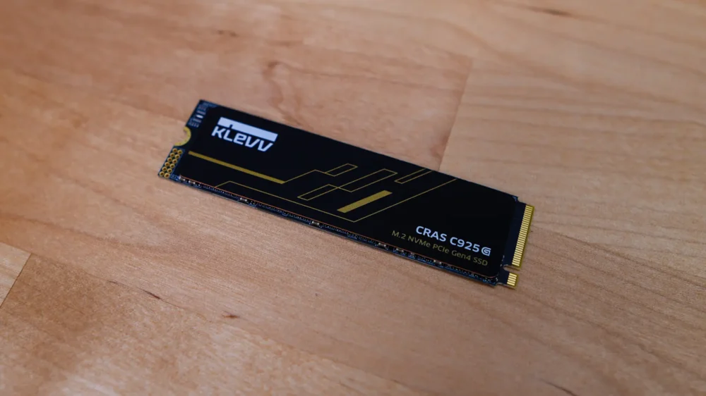 KLEVV CRAS C925G Gen4 Solid State Drive