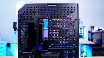 MSI MAG Pano 120R PZ PC Case