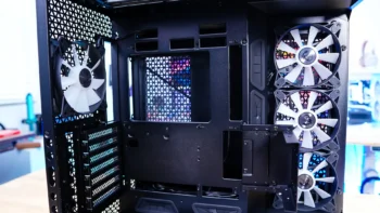 MSI MAG Pano 120R PZ PC Case