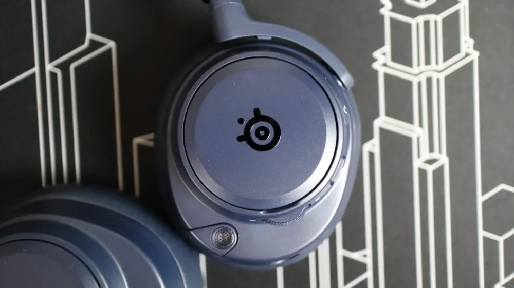 Arctis Nova Pro Omni 15 Large
