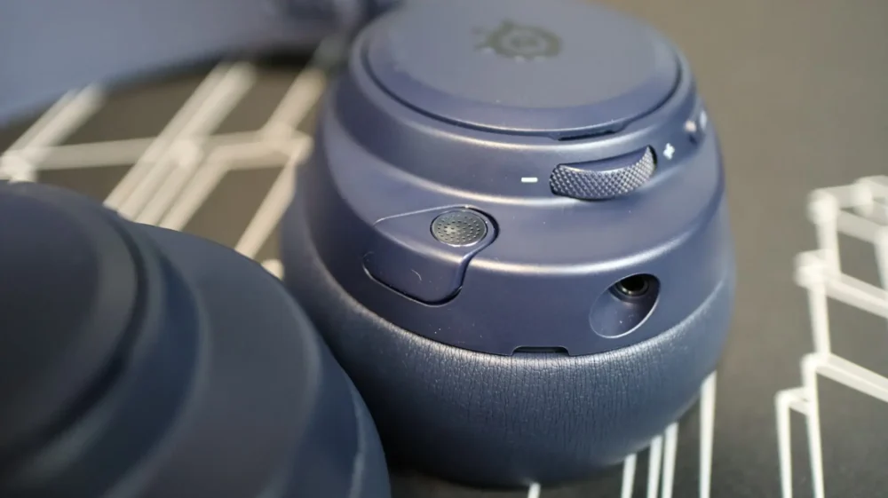 Arctis Nova Pro Omni 19 Large