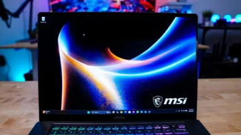 The Stealth 16 AI+ B3WF comes with a 16-inch QHD+ 240Hz OLED display that is VESA DisplayHDR True Back 600 certified.