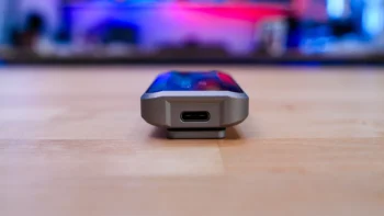 ADATA URBAN TAPSAFE Portable Solid State Drive