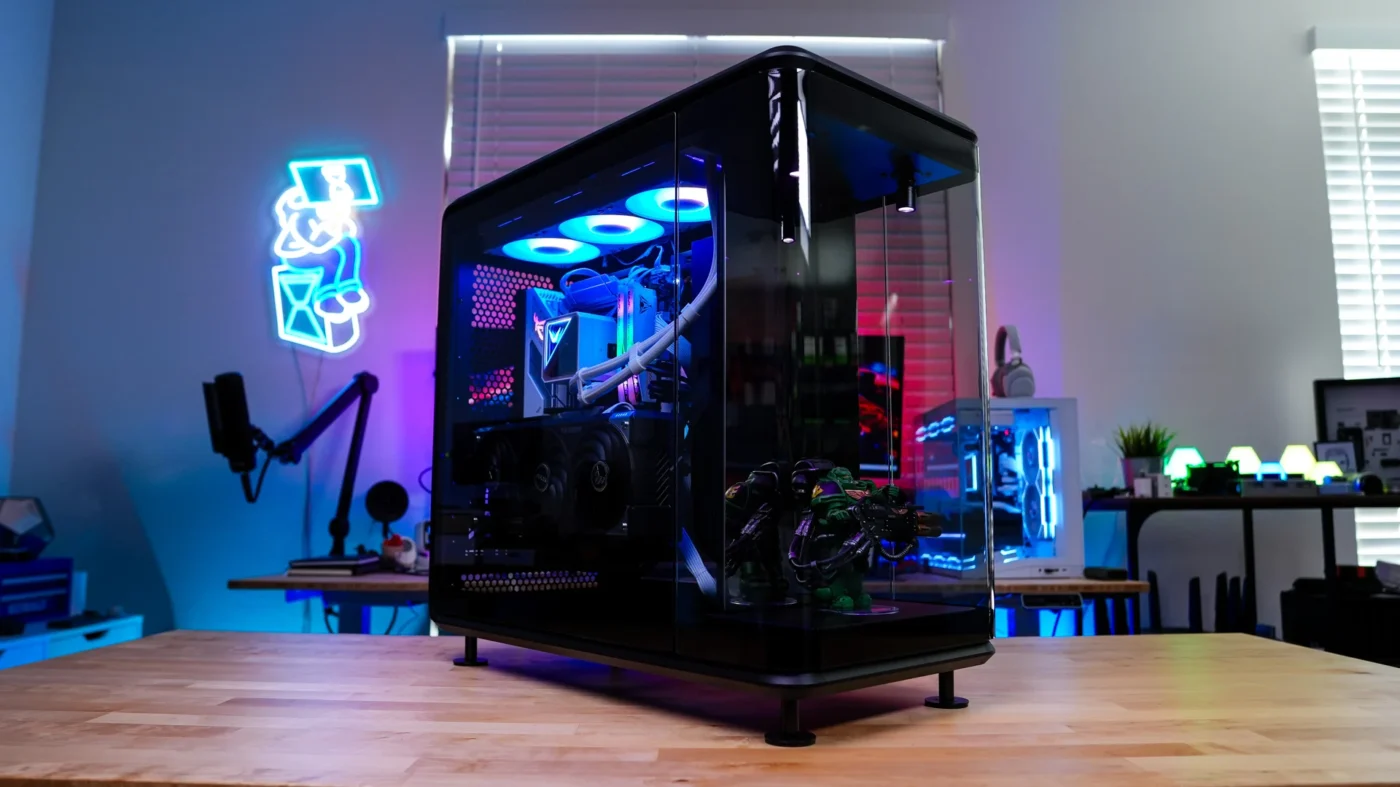 Cooler Master MasterFrame 360 Panorama Case