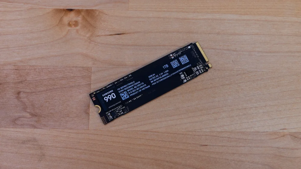 Samsung 990 Solid State Drive