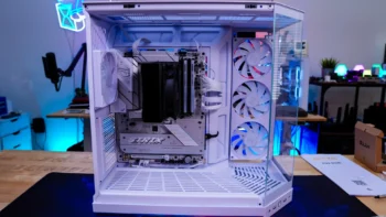 HYTE Y50 RGB Case