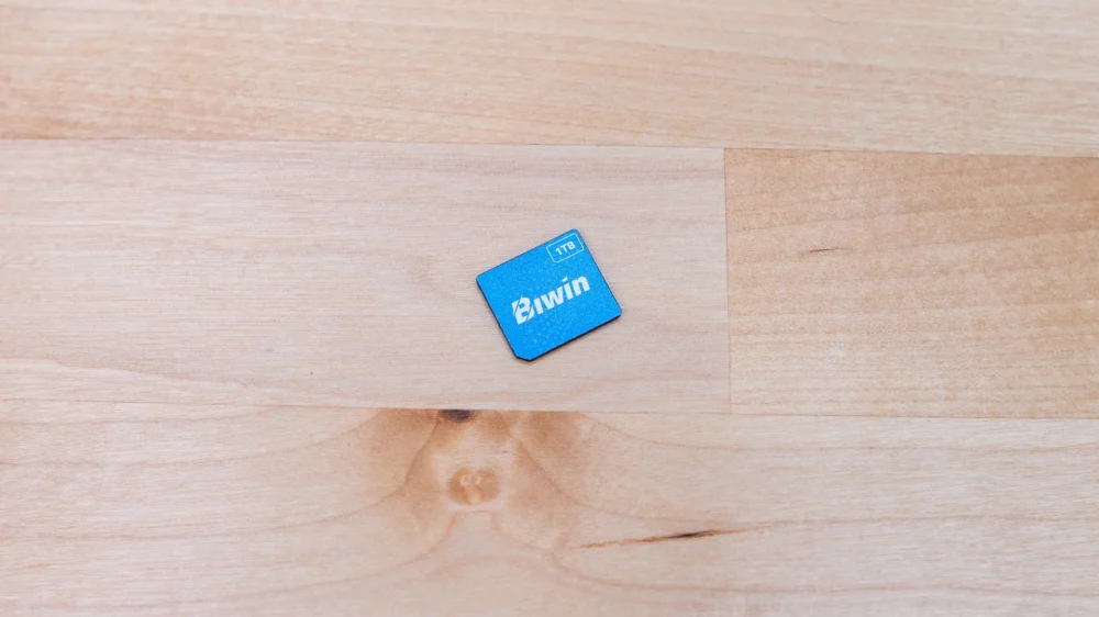 BIWIN CL100 Mini SSD