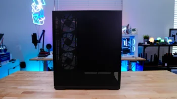 MSI MAG PANO 110R PZ Case