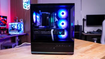 MSI MAG PANO 110R PZ Case