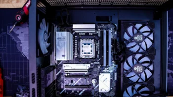 MSI MEG CoreLiquid E15 360 Liquid CPU Cooler